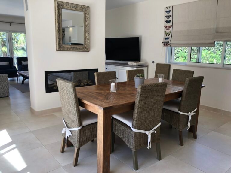 Dining area at Villa 239